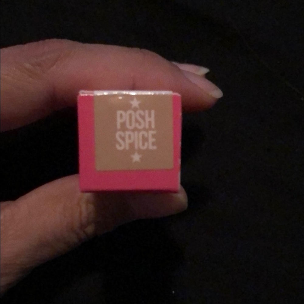 Jeffree Star liquid lip in Posh Spice